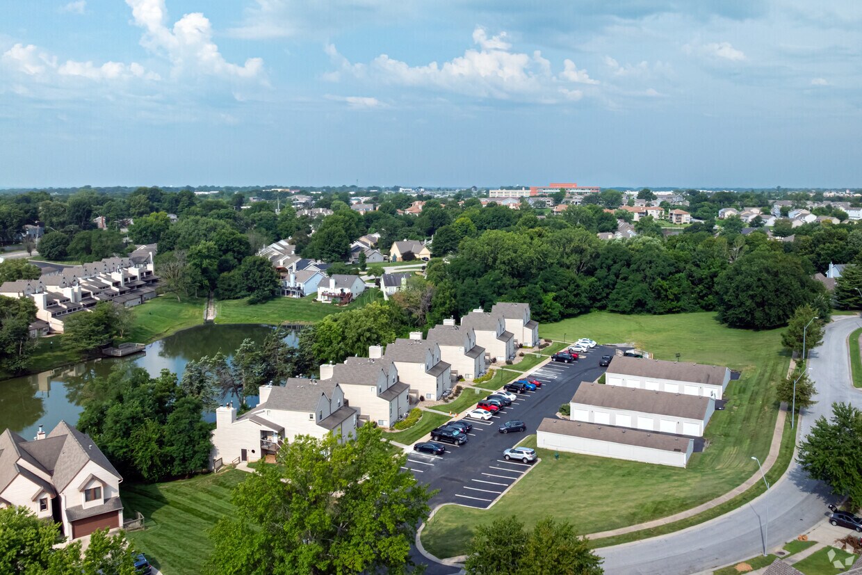 Foto principal - Lakeside Village