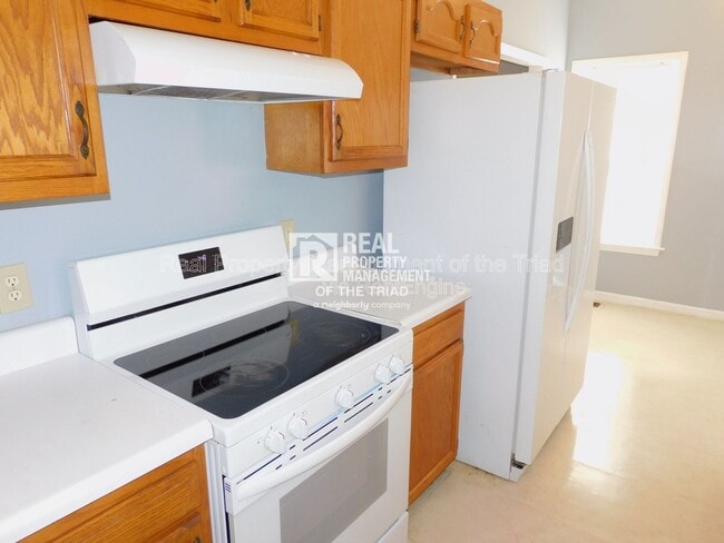 Foto del edificio - 2104 Joseph McNeil Ave