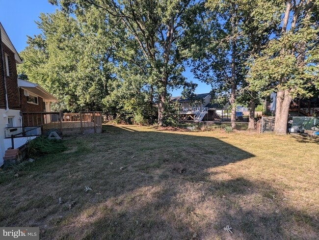 Building Photo - 6327 Willowood Ln
