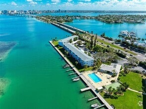 Building Photo - 775 John Ringling Blvd