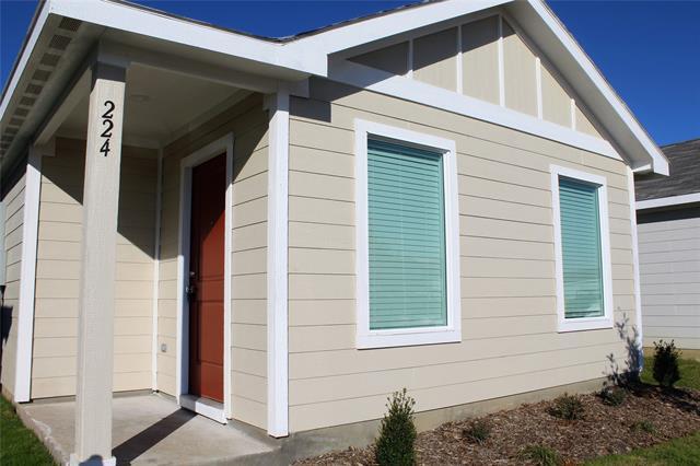 Foto del edificio - 224 Thresher Ln