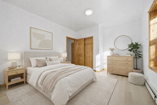 Building Photo - 70 Empire St