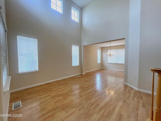 Foto del edificio - 2960 Deer Run Dr