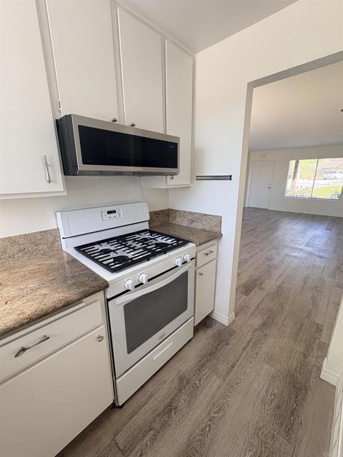 Foto del edificio - 4749 Canterbury Ct