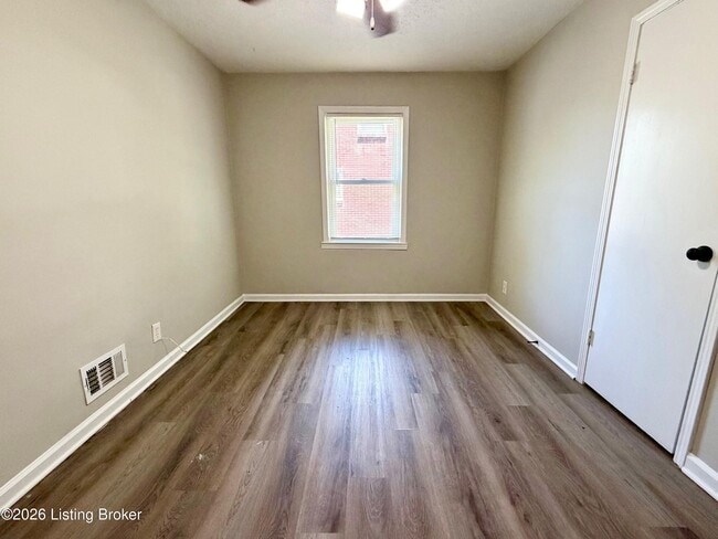 Building Photo - 6112 Corinth Way
