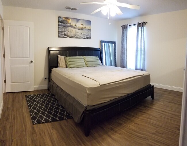 Foto del edificio - 4058 Grant Rd