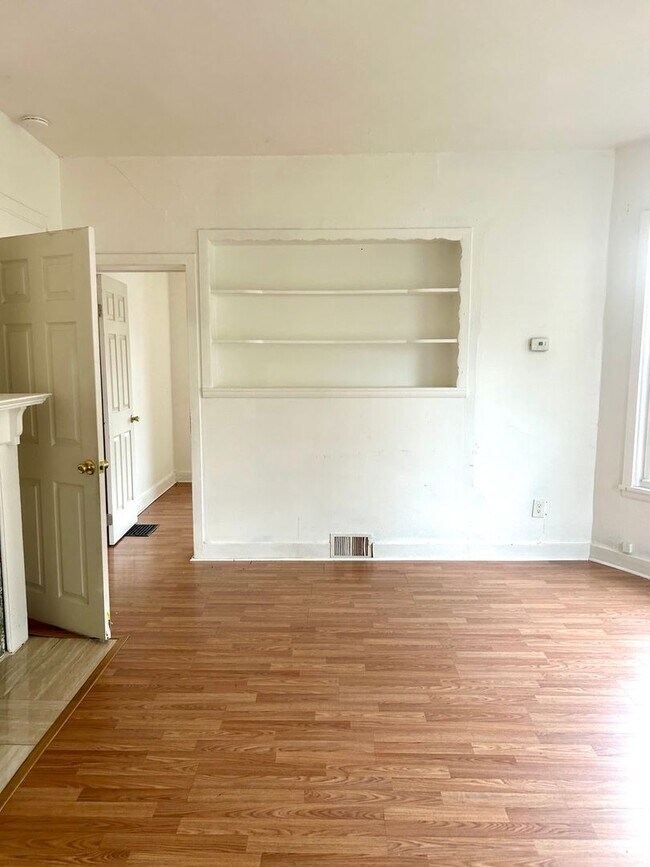 Foto del edificio - 155 Glenwood Ave