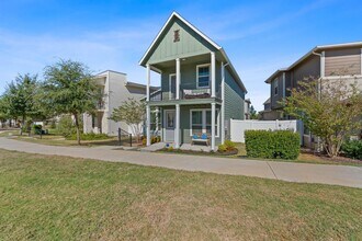 Building Photo - 7906 Mandela Bend