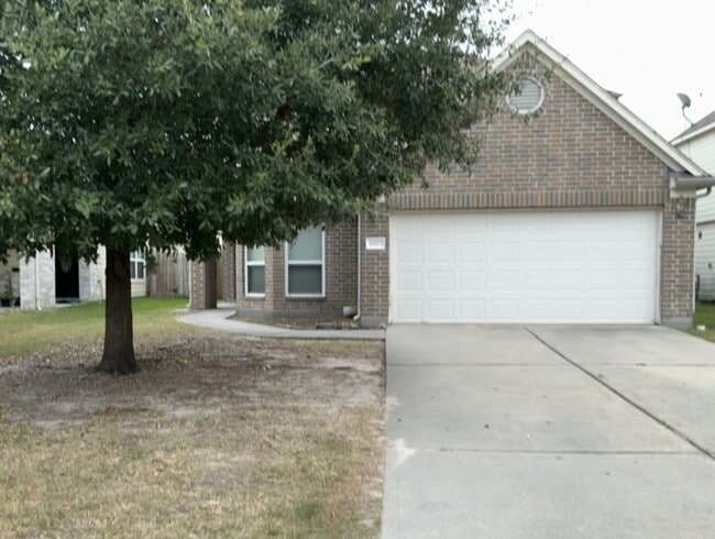 Building Photo - 16823 Accolade Way