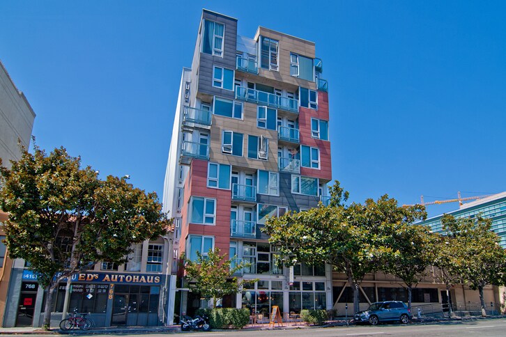 Foto principal - 766 Harrison St