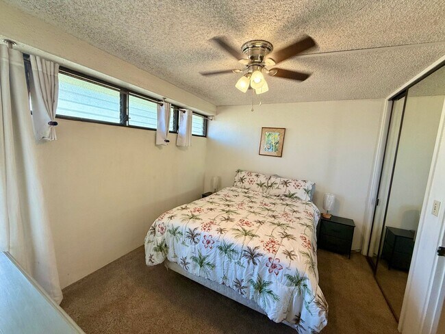 Building Photo - 20 Hauoli St