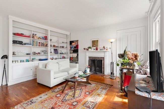 Photo - 86 Marlborough St Apartment