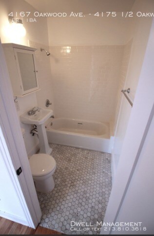 Building Photo - 4167 Oakwood Ave