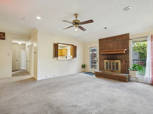 Building Photo - 2812 Springhaven Ct