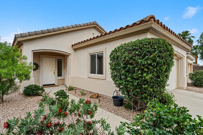 Foto del edificio - 78472 Glastonbury Way