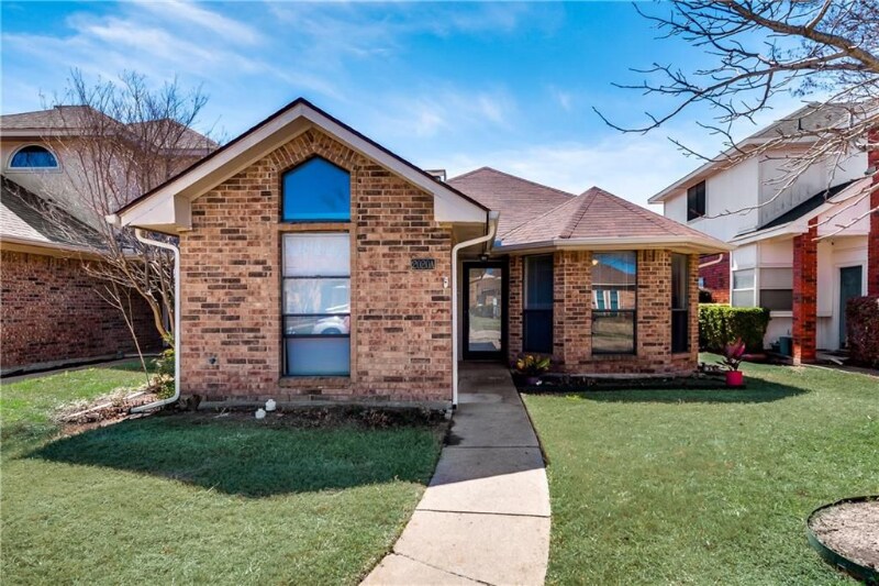 Primary Photo - 2020 Falcon Ridge Dr