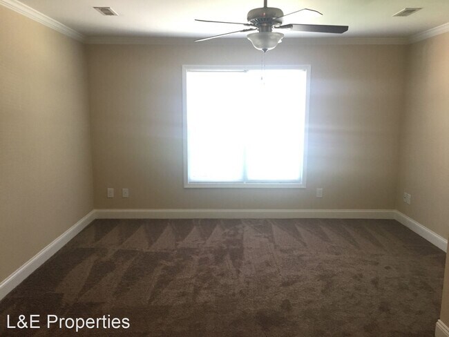 Building Photo - 3 br, 2 bath House - 712 - B E Catawba Street