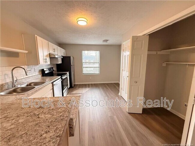 Building Photo - 4924 Cameron Rd