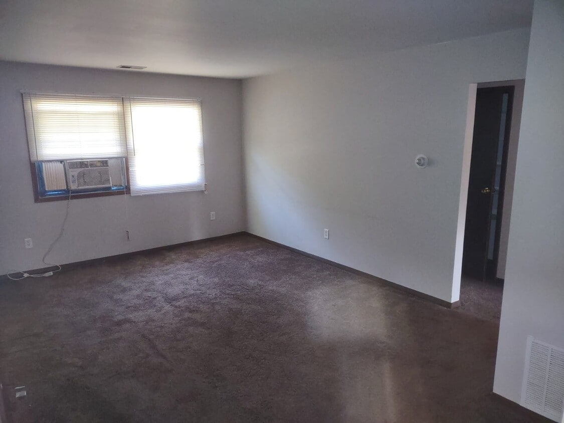 Foto principal - 2000 Warren Street, Unit 9