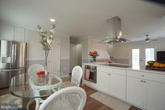 Foto del edificio - 6210 Butterfly Ln