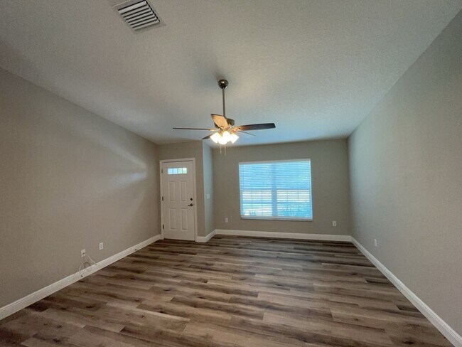 Foto del edificio - 1866 W Hialeah Dr
