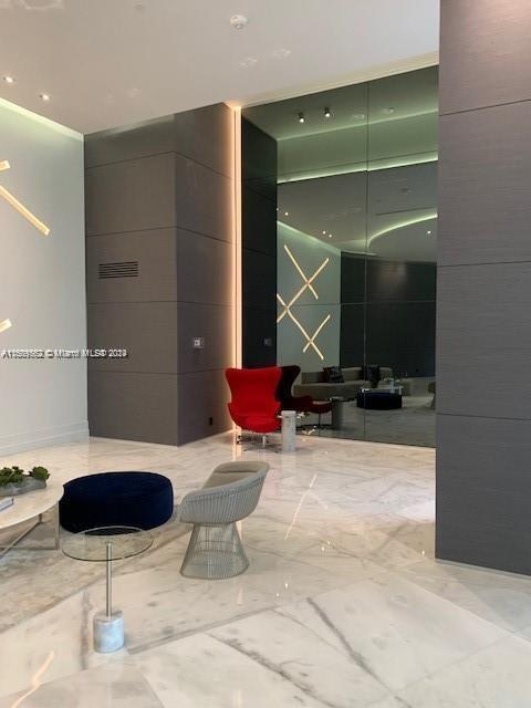 Foto del edificio - 3300 NE 192 St