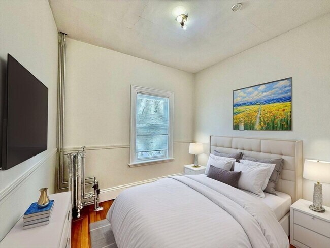 Building Photo - 107 Lincoln Ave