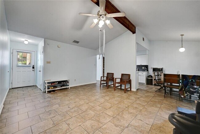 Building Photo - 5107 Leralynn St
