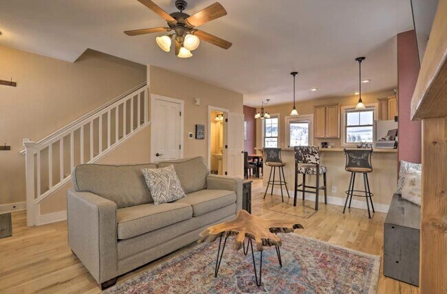 Foto del edificio - 231 Buckhorn Cir
