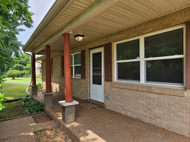 Foto del edificio - 103 Cedarwood Ct