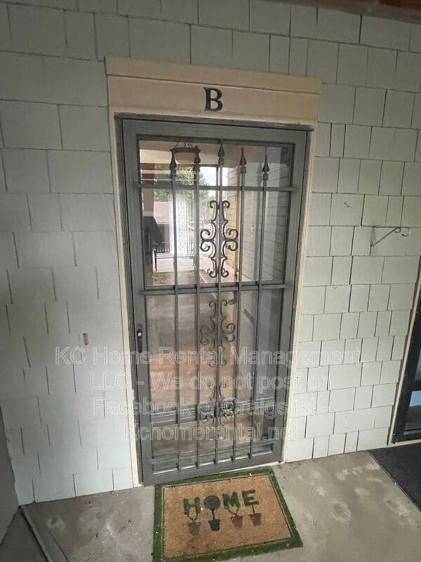 Building Photo - 12013 W 58th Pl