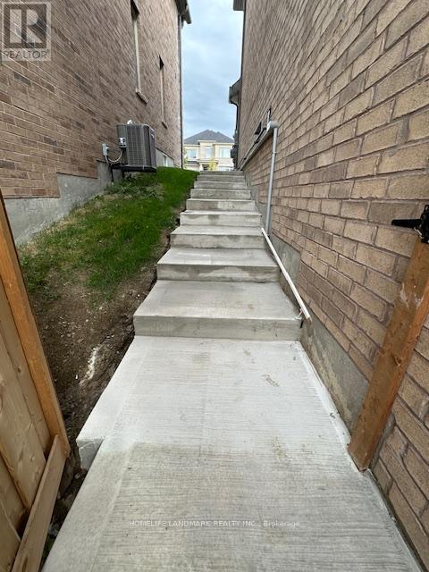 Building Photo - 409 Seaview Heights
