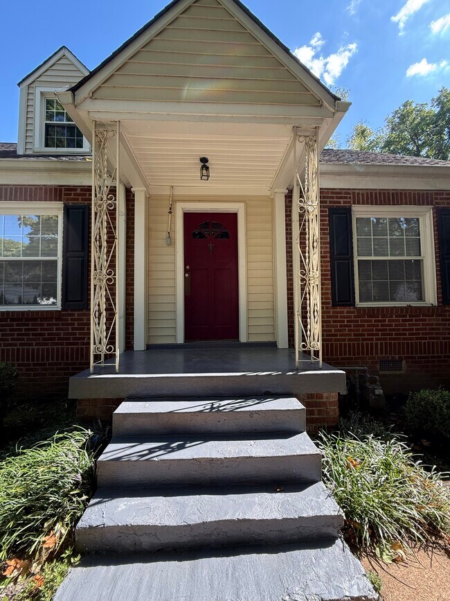 Building Photo - 4111 Aberdeen Rd