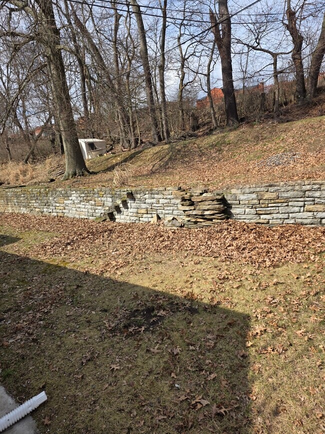 Building Photo - 5052 Azalea Dr