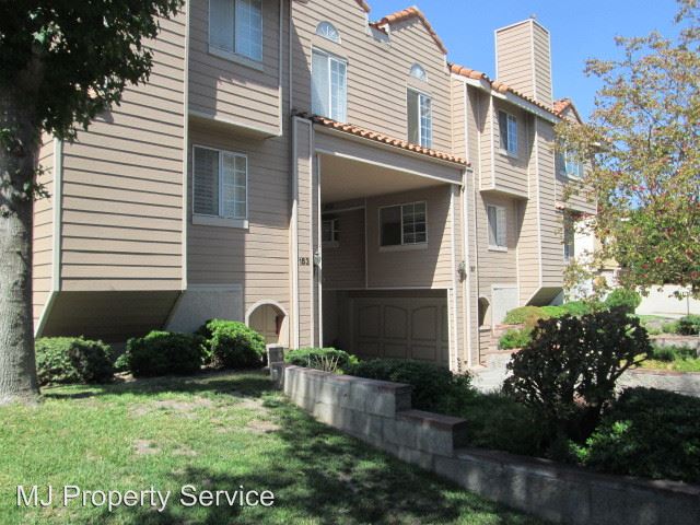 Primary Photo - 153 Diamond St