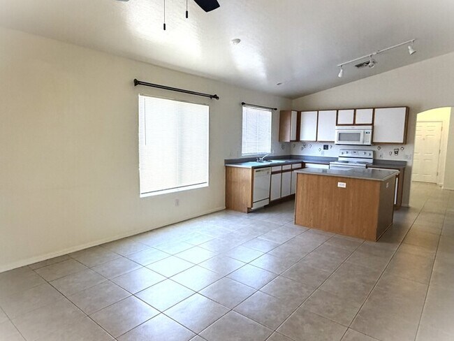 Foto del edificio - Cute 3-bedroom 2-bathroom home