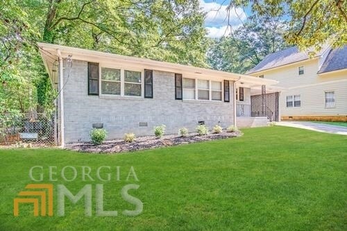 Building Photo - 60 Oak Dr SW
