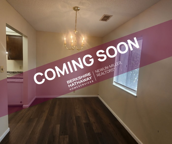 Primary Photo - 2 Bedroom Apartment Across from Baesler's