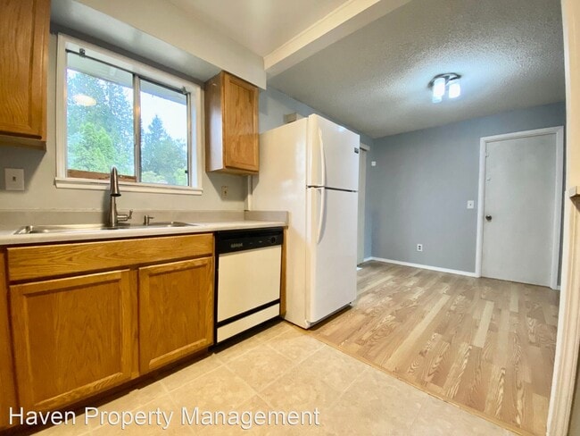Building Photo - 3 br, 1.5 bath House - 1501 29th St SE