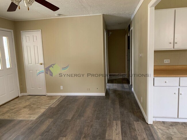Foto del edificio - MADISON RANCH HOME RENT OR RENT TO OWN