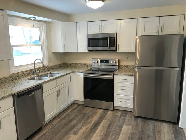 Photo - 7404 Oak Post Rd House