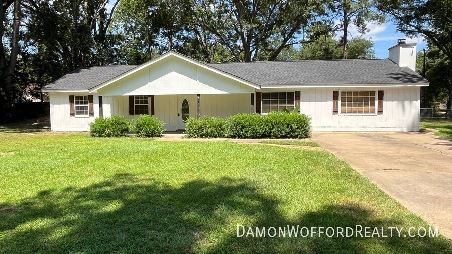 Foto principal - 144 Mackey Dr