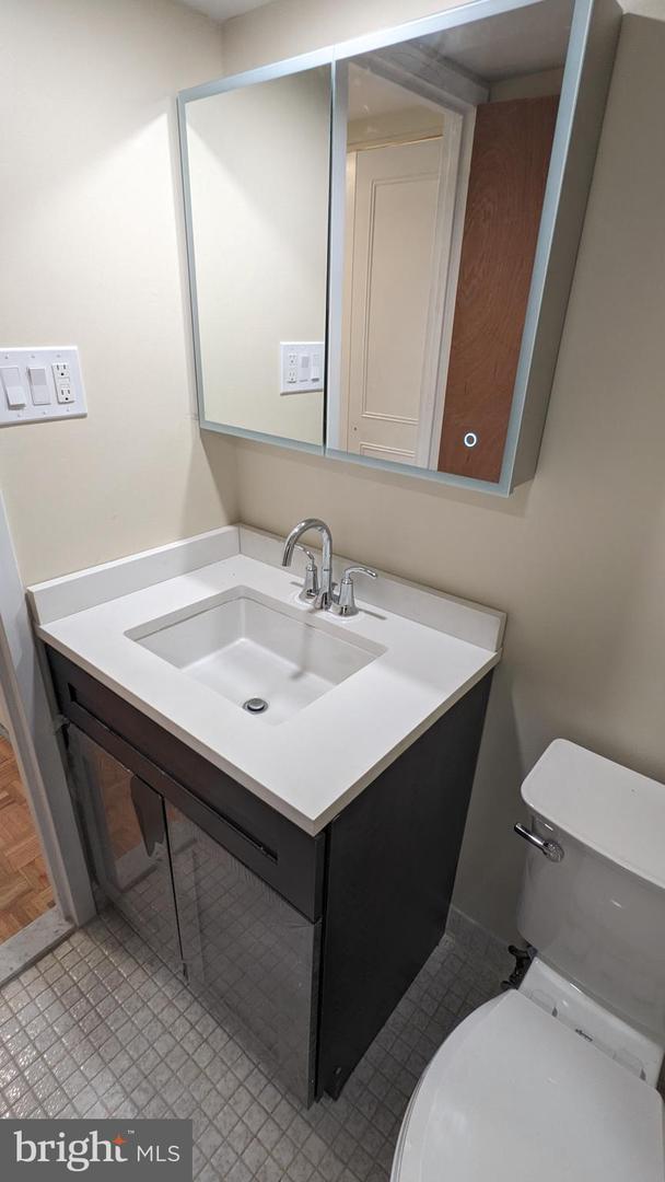 Foto del edificio - 100 West Ave