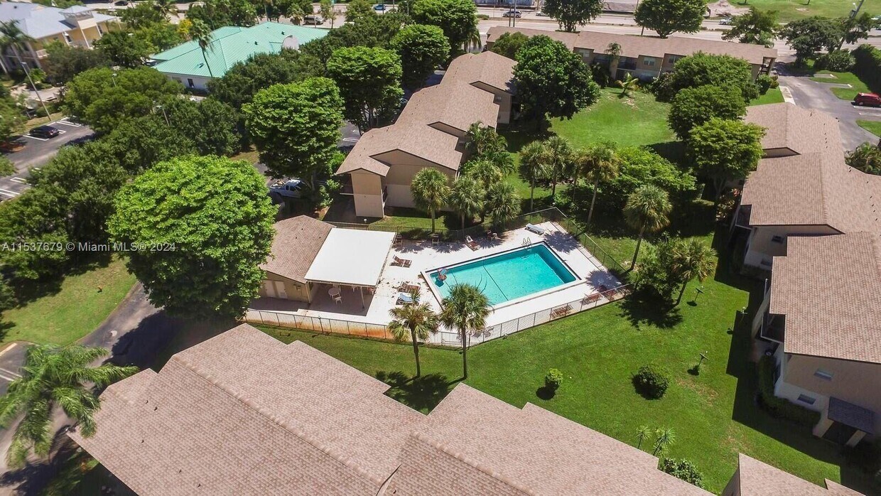 Foto principal - 2755 W Atlantic Ave