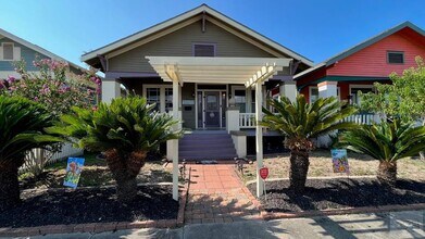 Building Photo - 1609 Avenue O