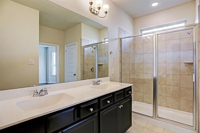 Building Photo - 18215 Alora Springs Trace