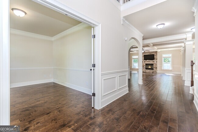 Foto del edificio - 6354 Brookridge Dr