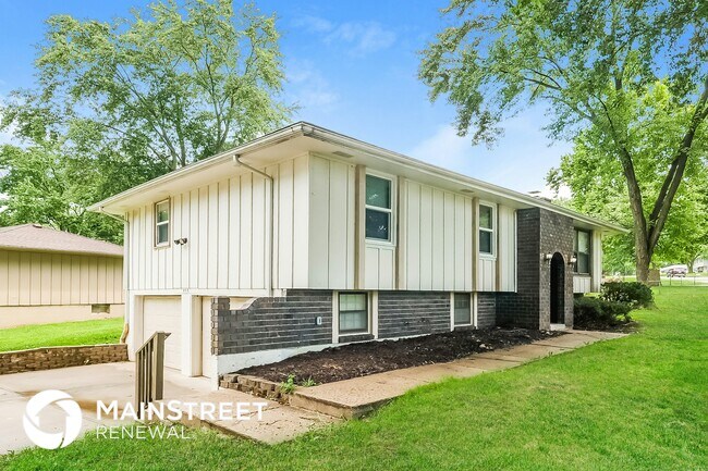 Foto del edificio - 408 SW Sandstone Dr