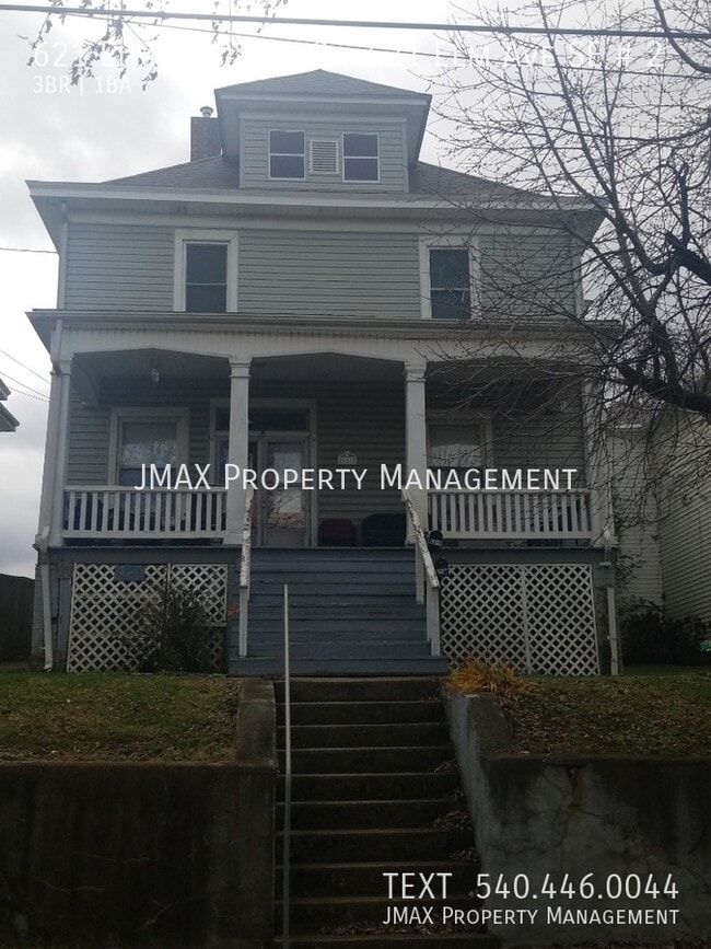 Building Photo - 621 Elm Ave SE