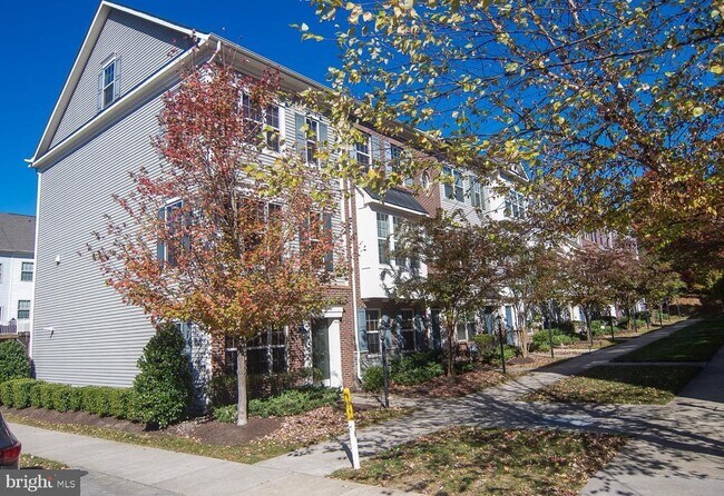 Foto del edificio - 4442 Potomac Highlands Cir